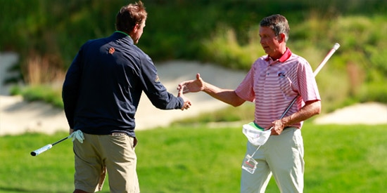 Sean Knapp (L) is congratulated by Scott Thomas<br>(R) after an impressive 6&5 win (USGA photo)