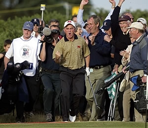 after chipping in at the 14th