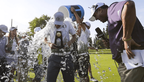 Aaron Wise soaks in his NCAA Division I medalist victory <br>(Oregon Athletics Photo)</br>