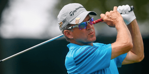Chip Lutz hits approach shot on the 10th hole <br>(USGA Photo)</br>
