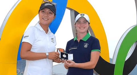 Lydia Ko (L) presents Mark H. McCormack Medal to Leona Maguire<br> at the Olympics <br>(Photo Courtesy of The R&A)</br>