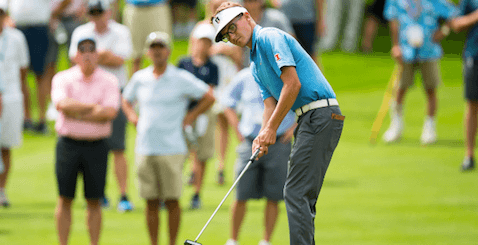Dylan Meyer watches putt during Round of 16 <br>(USGA Photo) 