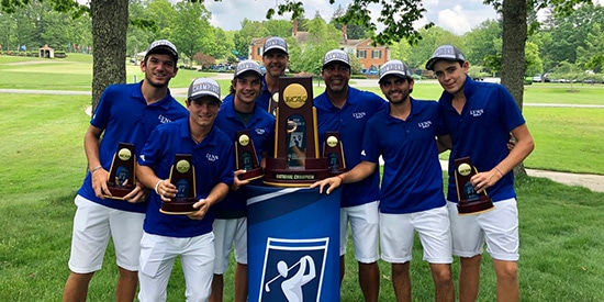 Lynn's national-title team (Lynn Athletics/Twitter photo)