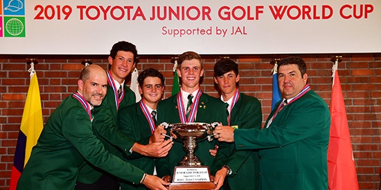 South Africa's winning squad (Getty)