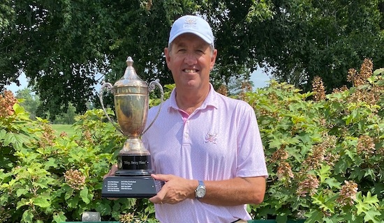 Columbus Senior Amateur champion Ken Weixel