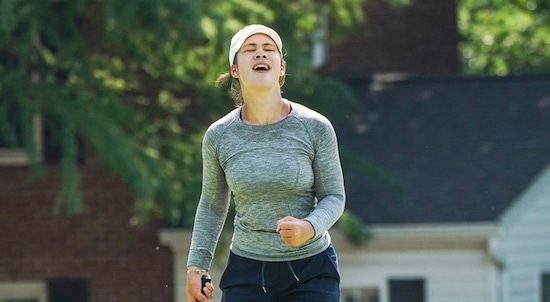 Suzie Tran shows the joy of sinking the winning putt (Western G.A. photo)