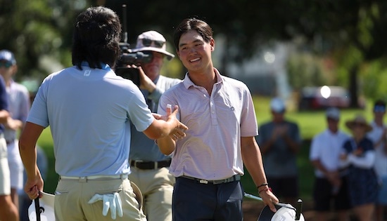 Bryan Kim shakes his opponent Joshua Bai's hand after the match (USGA photo)