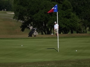 Barrett Sandefur’s third to the par 5 17th <br>(Golf Austin Photo)</br>