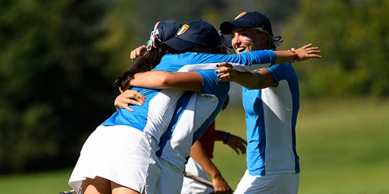 The Italian team at the World Junior Girls (Bernard Brault photo)