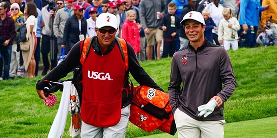 Viktor Hovland (right) with caddie Alan Bratton (AGC photo)
