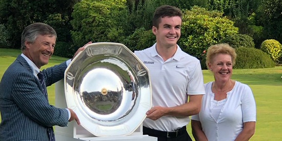 Daniel O'Laughlin (center) (Walton Heath GC/Twitter photo)