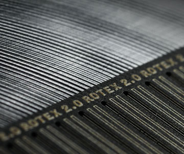 An up-close view of the complex milling 
pattern found on every 588 RTX 2.0 wedge