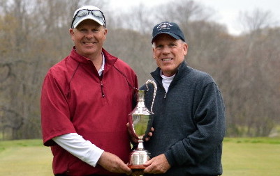 Bill Hermanson and Dave Szewczul stand with Connecticut Two Man Trophy <br>(CSGA Photo)</br>