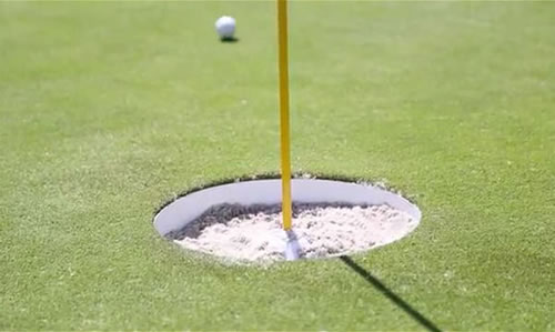 OK, so maybe the 15-inch hole wasn't the greatest idea<br>after all, but Hack Golf's efforts fizzled out too quickly