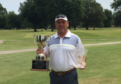 Scott Rhodes celebrates Mississippi Mid-Amateur title <br>(Mississippi Golf Association Photo)</br>