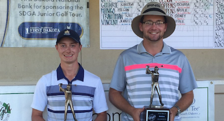 Winner Arron Lickteig (R) and runner-up Parker Klitzke (R) <br>(South Dakota Golf Association Photo)</br>