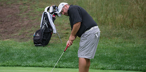 Billy Van Stratum putts on day one of Massachusetts Mid-Amateur <br>(MGA Photo)