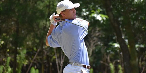 Andrew Orischak takes on medalist Todd White in the quarters<br>(Carolinas Golf Association photo)