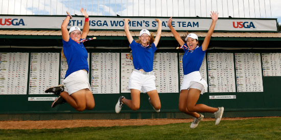 Team Tennessee jumps for joy after winning the final U.S. Women's State Team<br>(USGA photo)