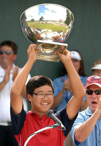 Jim Liu with the U.S. Junior Trophy